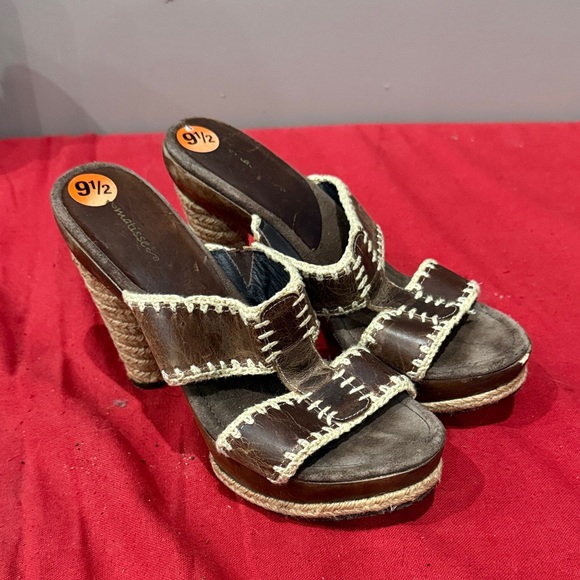 Matisse Shoes - Womens brown leather heels